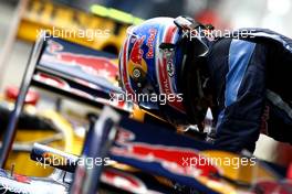 29.05.2010 Istanbul, Turkey,  Mark Webber (AUS), Red Bull Racing - Formula 1 World Championship, Rd 7, Turkish Grand Prix, Saturday Qualifying