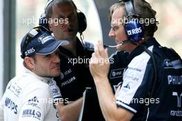 12.11.2010 Abu Dhabi, Abu Dhabi,  Rubens Barrichello (BRA), Williams F1 Team  - Formula 1 World Championship, Rd 19, Abu Dhabi Grand Prix, Friday Practice