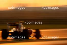 12.11.2010 Abu Dhabi, Abu Dhabi,  Fernando Alonso (ESP), Scuderia Ferrari  - Formula 1 World Championship, Rd 19, Abu Dhabi Grand Prix, Friday Practice