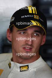 12.11.2010 Abu Dhabi, Abu Dhabi,  Robert Kubica (POL), Renault F1 Team - Formula 1 World Championship, Rd 19, Abu Dhabi Grand Prix, Friday