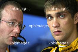 12.11.2010 Abu Dhabi, Abu Dhabi,  Vitaly Petrov (RUS), Renault F1 Team - Formula 1 World Championship, Rd 19, Abu Dhabi Grand Prix, Friday Practice