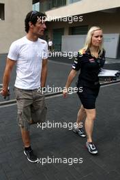 12.11.2010 Abu Dhabi, Abu Dhabi,  Mark Webber (AUS), Red Bull Racing  - Formula 1 World Championship, Rd 19, Abu Dhabi Grand Prix, Friday