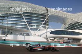 12.11.2010 Abu Dhabi, Abu Dhabi,  Bruno Senna (BRA), Hispania Racing F1 Team HRT  - Formula 1 World Championship, Rd 19, Abu Dhabi Grand Prix, Friday Practice