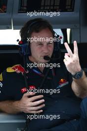 12.11.2010 Abu Dhabi, Abu Dhabi,  Christian Horner (GBR), Red Bull Racing, Sporting Director - Formula 1 World Championship, Rd 19, Abu Dhabi Grand Prix, Friday Practice