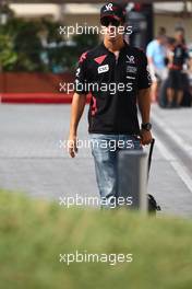 12.11.2010 Abu Dhabi, Abu Dhabi,  Lucas di Grassi (BRA), Virgin Racing - Formula 1 World Championship, Rd 19, Abu Dhabi Grand Prix, Friday