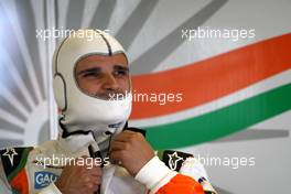 12.11.2010 Abu Dhabi, Abu Dhabi,  Vitantonio Liuzzi (ITA), Force India F1 Team - Formula 1 World Championship, Rd 19, Abu Dhabi Grand Prix, Friday Practice