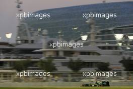 12.11.2010 Abu Dhabi, Abu Dhabi,  Jarno Trulli (ITA), Lotus F1 Team  - Formula 1 World Championship, Rd 19, Abu Dhabi Grand Prix, Friday Practice