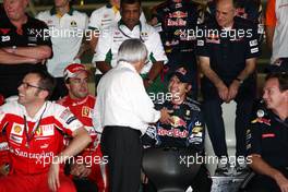 12.11.2010 Abu Dhabi, Abu Dhabi,  Fernando Alonso (ESP), Scuderia Ferrari, Bernie Ecclestone (GBR), Sebastian Vettel (GER), Red Bull Racing - Formula 1 World Championship, Rd 19, Abu Dhabi Grand Prix, Friday