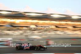 12.11.2010 Abu Dhabi, Abu Dhabi,  Jaime Alguersuari (ESP), Scuderia Toro Rosso - Formula 1 World Championship, Rd 19, Abu Dhabi Grand Prix, Friday Practice