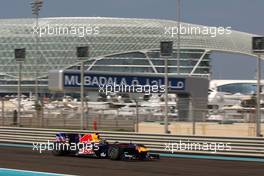 12.11.2010 Abu Dhabi, Abu Dhabi,  Sebastian Vettel (GER), Red Bull Racing  - Formula 1 World Championship, Rd 19, Abu Dhabi Grand Prix, Friday Practice