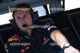 12.11.2010 Abu Dhabi, Abu Dhabi,  Christian Horner (GBR), Red Bull Racing, Sporting Director - Formula 1 World Championship, Rd 19, Abu Dhabi Grand Prix, Friday Practice