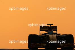 12.11.2010 Abu Dhabi, Abu Dhabi,  Vitaly Petrov (RUS), Renault F1 Team - Formula 1 World Championship, Rd 19, Abu Dhabi Grand Prix, Friday Practice