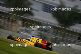 Vitaly Petrov (RUS), Renault F1 Team  - Formula 1 World Championship, Rd 19, Abu Dhabi Grand Prix, Friday Practice