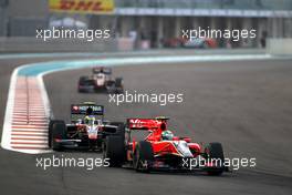 14.11.2010 Abu Dhabi, Abu Dhabi,  Lucas di Grassi (BRA), Virgin Racing leads Bruno Senna (BRA), Hispania Racing F1 Team HRT - Formula 1 World Championship, Rd 19, Abu Dhabi Grand Prix, Sunday Race