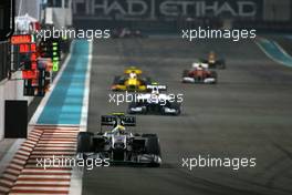 14.11.2010 Abu Dhabi, Abu Dhabi,  Nico Rosberg (GER), Mercedes GP  - Formula 1 World Championship, Rd 19, Abu Dhabi Grand Prix, Sunday Race