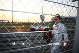 14.11.2010 Abu Dhabi, Abu Dhabi,  Vitantonio Liuzzi (ITA), Force India F1 Team and Michael Schumacher (GER), Mercedes GP Petronas crashed - Formula 1 World Championship, Rd 19, Abu Dhabi Grand Prix, Sunday Race