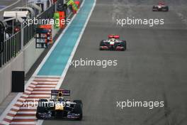 14.11.2010 Abu Dhabi, Abu Dhabi,  Sebastian Vettel (GER), Red Bull Racing  - Formula 1 World Championship, Rd 19, Abu Dhabi Grand Prix, Sunday Race