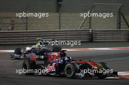 14.11.2010 Abu Dhabi, Abu Dhabi,  Sébastien Buemi (SUI), Scuderia Toro Rosso - Formula 1 World Championship, Rd 19, Abu Dhabi Grand Prix, Sunday Race