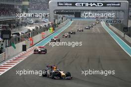 14.11.2010 Abu Dhabi, Abu Dhabi,  Sebastian Vettel (GER), Red Bull Racing  - Formula 1 World Championship, Rd 19, Abu Dhabi Grand Prix, Sunday Race