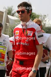 13.11.2010 Abu Dhabi, Abu Dhabi,  Rob Smedly, (GBR), Scuderia Ferrari, Chief Engineer of Felipe Massa (BRA) - Formula 1 World Championship, Rd 19, Abu Dhabi Grand Prix, Saturday