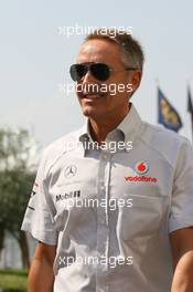 13.11.2010 Abu Dhabi, Abu Dhabi,  Martin Whitmarsh (GBR), McLaren, Chief Executive Officer - Formula 1 World Championship, Rd 19, Abu Dhabi Grand Prix, Saturday