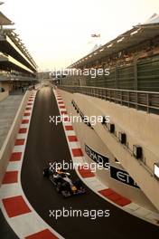13.11.2010 Abu Dhabi, Abu Dhabi,  Mark Webber (AUS), Red Bull Racing - Formula 1 World Championship, Rd 19, Abu Dhabi Grand Prix, Saturday Qualifying