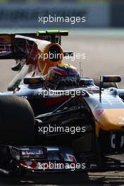 13.11.2010 Abu Dhabi, Abu Dhabi,  Mark Webber (AUS), Red Bull Racing - Formula 1 World Championship, Rd 19, Abu Dhabi Grand Prix, Saturday Practice