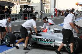 13.11.2010 Abu Dhabi, Abu Dhabi,  Michael Schumacher (GER), Mercedes GP Petronas - Formula 1 World Championship, Rd 19, Abu Dhabi Grand Prix, Saturday Practice