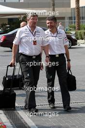 14.11.2010 Abu Dhabi, Abu Dhabi,  Ross Brawn (GBR) Team Principal, Mercedes GP Petronas, Nick Fry (GBR), Chief Executive Officer, Mercedes GP Petronas - Formula 1 World Championship, Rd 19, Abu Dhabi Grand Prix, Sunday