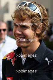 14.11.2010 Abu Dhabi, Abu Dhabi,  Sebastian Vettel (GER), Red Bull Racing - Formula 1 World Championship, Rd 19, Abu Dhabi Grand Prix, Sunday