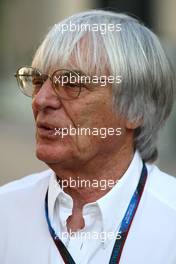 11.11.2010 Abu Dhabi, Abu Dhabi,  Bernie Ecclestone (GBR) - Formula 1 World Championship, Rd 19, Abu Dhabi Grand Prix, Thursday