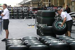 11.11.2010 Abu Dhabi, Abu Dhabi,  Mercedes GP atmosphere - Formula 1 World Championship, Rd 19, Abu Dhabi Grand Prix, Thursday