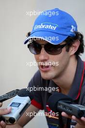 11.11.2010 Abu Dhabi, Abu Dhabi,  Bruno Senna (BRA), Hispania Racing F1 Team, HRT - Formula 1 World Championship, Rd 19, Abu Dhabi Grand Prix, Thursday