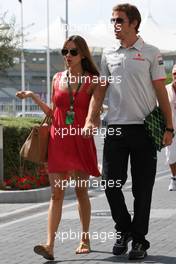 11.11.2010 Abu Dhabi, Abu Dhabi,  Jessica Michibata (JPN) girlfriend of Jenson Button (GBR), Jenson Button (GBR), McLaren Mercedes - Formula 1 World Championship, Rd 19, Abu Dhabi Grand Prix, Thursday