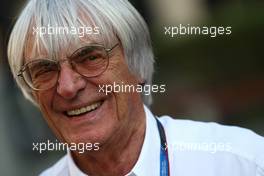 11.11.2010 Abu Dhabi, Abu Dhabi,  Bernie Ecclestone (GBR) - Formula 1 World Championship, Rd 19, Abu Dhabi Grand Prix, Thursday