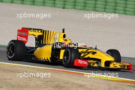 01.02.2010 Valencia, Spain,  Robert Kubica (POL), Renault F1 Team - Formula 1 Testing, Valencia