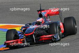 01.02.2010 Valencia, Spain,  Gary Paffett (GBR), Test Driver, McLaren Mercedes  - Formula 1 Testing, Valencia