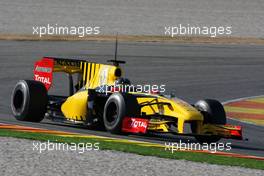 02.02.2010 Valencia, Spain,  Robert Kubica (POL), Renault F1 Team, R30 - Formula 1 Testing, Valencia