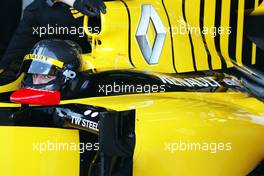 02.02.2010 Valencia, Spain,  Robert Kubica (POL), Renault F1 Team, in a black helmet - Formula 1 Testing, Valencia