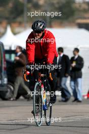 02.02.2010 Valencia, Spain,  Michael Schumacher (GER), Mercedes GP returns from his bike run - Formula 1 Testing, Valencia