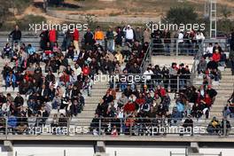 02.02.2010 Valencia, Spain,  Fans watch the action - Formula 1 Testing, Valencia