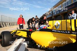 03.02.2010 Valencia, Spain,  Vitaly Petrov (RUS), Renault F1 Team - Formula 1 Testing, Valencia