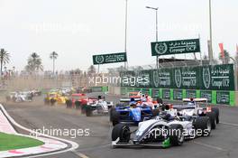 01.05.2010 Marrakech, Morocco,  Start of the Race, Dean Stonman, (GBR), Silver Lining leads - FIA Formula Two Championship