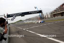 06.06.2010 Zandvoort, The Nederlands,  Winner Jack Harvey (GBR), Fortec Motorsports crossing the finish line- Formula BMW Europe 2010, Rd 03 & 04, Zandvoort, Race 3