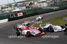 06.06.2010 Zandvoort, The Nederlands,  George Katsinis (GRC), Fortec Motorsports and Petri Suvanto (FIN), Josef Kaufmann Racing side by side- Formula BMW Europe 2010, Rd 03 & 04, Zandvoort, Race 3