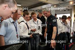 06.06.2010 Zandvoort, The Nederlands,  BMW invited students of the Formula Student Championship to have a look in the Red Bull F1 garage and to have a meet and greet with Sebastian Vettel - Formula BMW Europe 2010, Rd 03 & 04, Zandvoort, Sunday