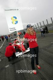 06.06.2010 Zandvoort, The Nederlands,  Timmy Hansen (SWE), Mücke-motorsport grid girl - Formula BMW Europe 2010, Rd 03 & 04, Zandvoort, Sunday Race