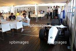 06.06.2010 Zandvoort, The Nederlands,  BMW invited students of the Formula Student Championship to have a look in the Red Bull F1 garage and to have a meet and greet with Sebastian Vettel - Formula BMW Europe 2010, Rd 03 & 04, Zandvoort, Sunday