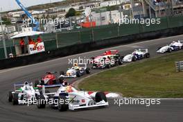 06.06.2010 Zandvoort, The Nederlands,  Robin Frijns (NED), Josef Kaufmann Racing leading part of the field- Formula BMW Europe 2010, Rd 03 & 04, Zandvoort, Race 3