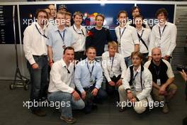 06.06.2010 Zandvoort, The Nederlands,  BMW invited students of the Formula Student Championship to have a look in the Red Bull F1 garage and to have a meet and greet with Sebastian Vettel - Formula BMW Europe 2010, Rd 03 & 04, Zandvoort, Sunday